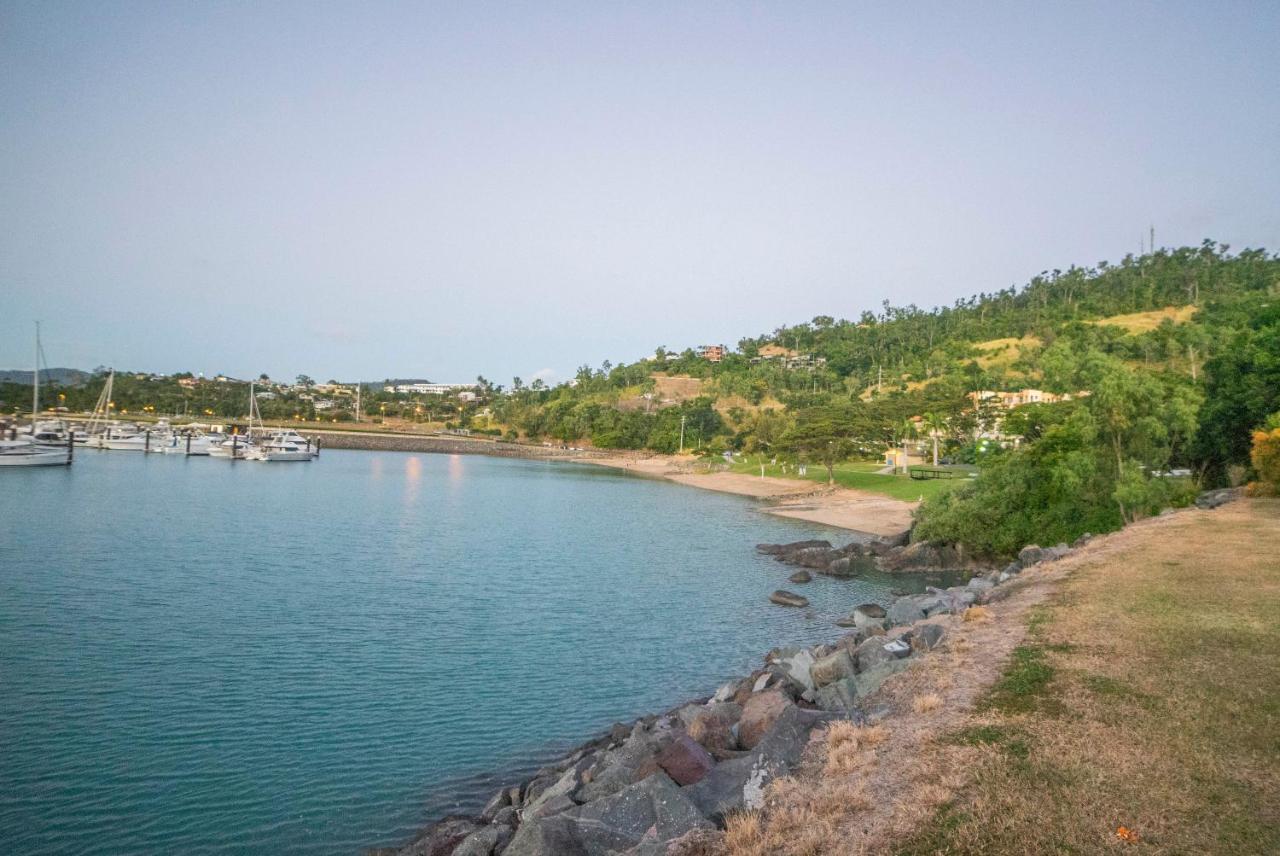 Marina View Apartment Airlie Beach Εξωτερικό φωτογραφία